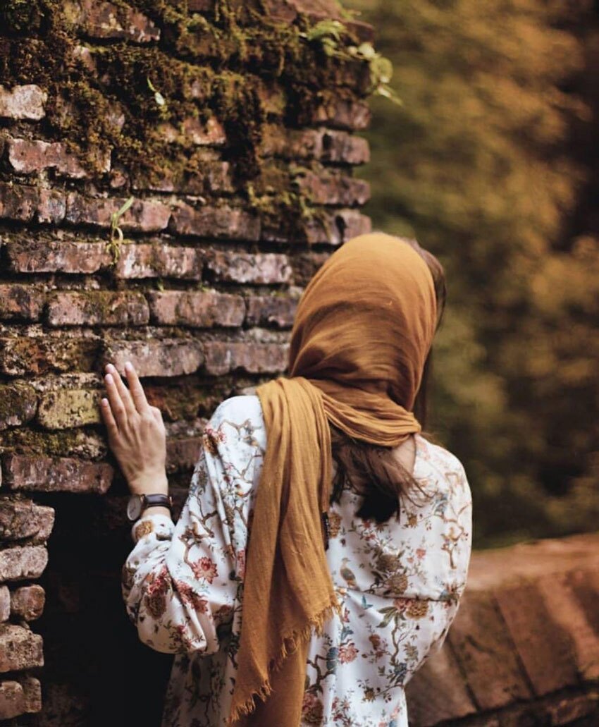 زیر یک سقفاما سال&zwnj;ها دور از هم