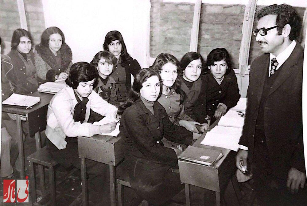 گفتگو با مصطفی میرغیاثی نواده آیتا... میرغیاث صاحب مدرسه غیاثیه نیریز گفتگو با مصطفی میرغیاثی نواده آیتا... میرغیاث صاحب مدرسه غیاثیه نیریز