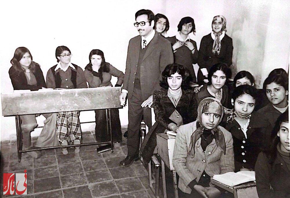 گفتگو با مصطفی میرغیاثی نواده آیتا... میرغیاث صاحب مدرسه غیاثیه نیریز گفتگو با مصطفی میرغیاثی نواده آیتا... میرغیاث صاحب مدرسه غیاثیه نیریز