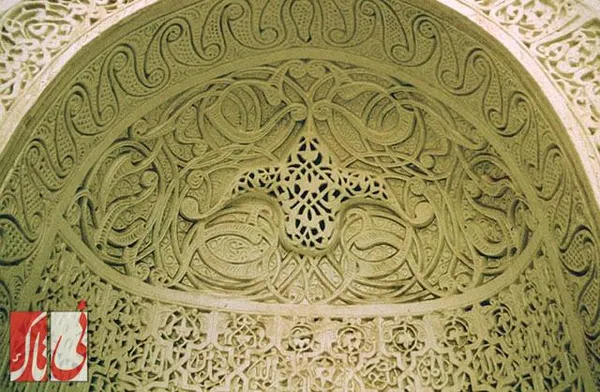 مسجد جامع کبیر نی&zwnj;ریز از نمای دوربین یک جهانگرد اروپایی