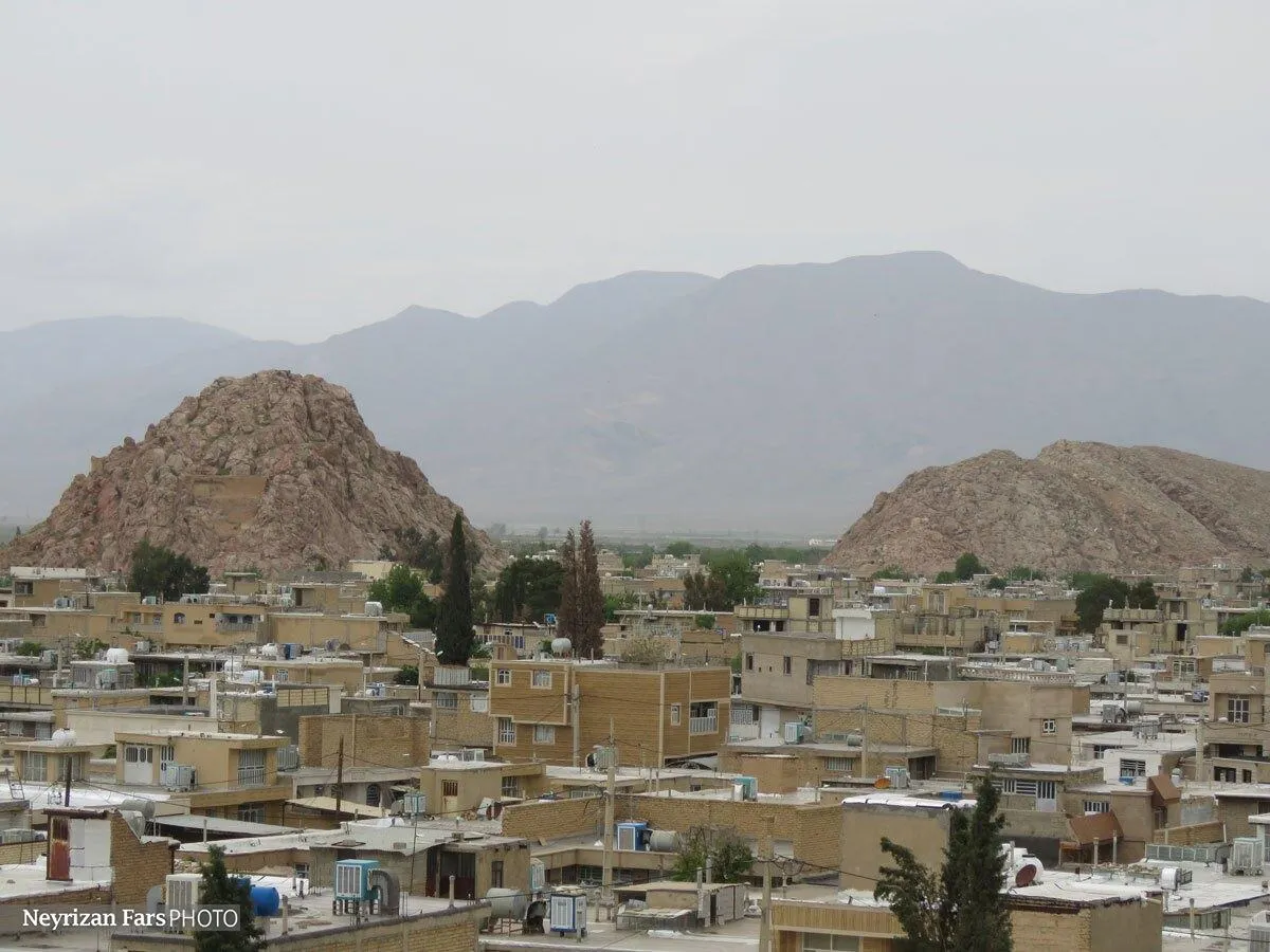 خانه‌دار شدن در نی‌ریز دورتر از همیشه