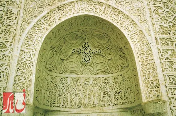 مسجد جامع کبیر نی&zwnj;ریز از نمای دوربین یک جهانگرد اروپایی